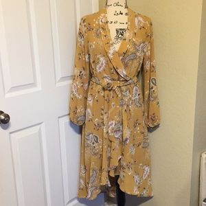 - Bobeau casual Bohemian hippie dress size M new